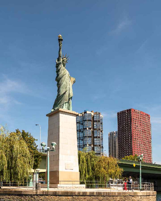 discovery of paris statue of liberty swan island